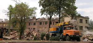 Среди погибших — учитель труда: из-под завалов общежития на Салтовке достали еще три тела