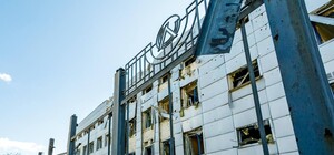 Російська ракета зруйнувала спорткомплекс 