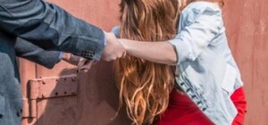 В Одесі чоловік запросив дівчину на побачення та напав на неї