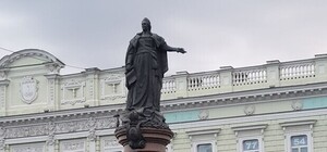 Сегодня последний день голосования о судьбе памятника Екатерине в Одессе: что известно