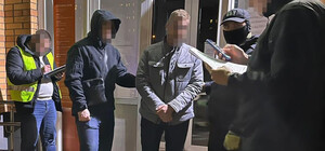 У Києві затримали банкіра, який незаконно переправляв чоловіків за кордон