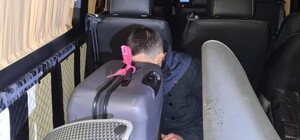 Один в багажнику, інший – перебіжками: на Львівщині двоє ухилянтів намагалися виїхати за кордон