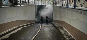 На Новопечерских Липках загорелся подземный паркинг: подробности