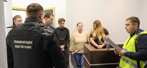 В Киеве молодые женщины организовали 17 борделей