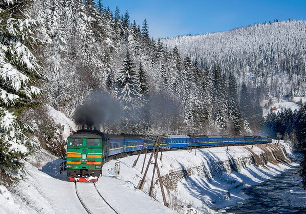 У кінці грудня Укрзалізниця запустила додаткові рейси на захід України. 