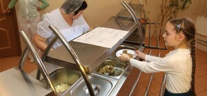 Хто з дітей має право на безкоштовне харчування у школах і дитсадках Львова 