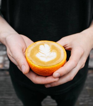 Капуоранж, куркума латте: 5 кафе в Харькове, где можно попробовать необычные горячие напитки