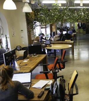 Отримай відповідь: де в Одесі можна попрацювати онлайн під час відключення світла (адреси)