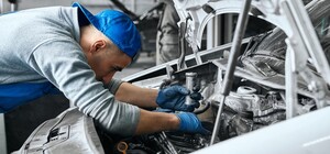 Що таке система охолодження двигуна і як вона працює?