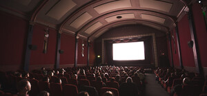 У Києві пенсіонери зможуть безкоштовно дивитися кінофільми: коли та де