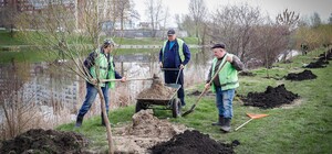 У Києві під час толоки вивезли понад шість тисяч кубометрів сміття: фото