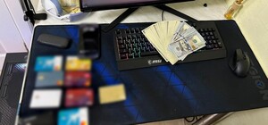 На Одещині зловмисник міняв гривні на російські рублі