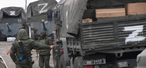 Окупанти вивозять награбоване із Запорізької області в напрямку Криму