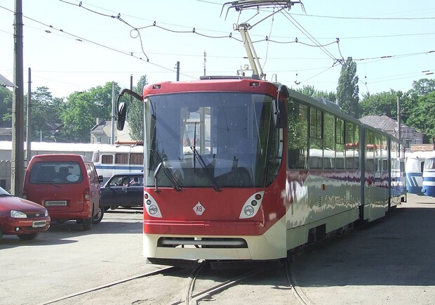 У Києві з'являться нові трамваї та тролейбуси з автономним ходом. 