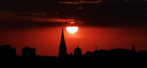 Одесити спостерігали гарний супермісяць (фото)