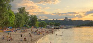 Вода на киевских пляжах не отвечает нормам: где лучше не купаться