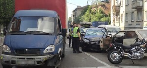 Стало известно, из-за которого ДТП центр Днепра застрял в большой пробке