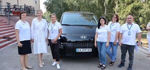 Трьом громадам Київської області передали авто для маломобільних людей: до кого звертатися для виклику