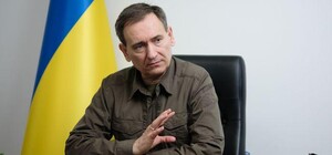 Вениславский объяснил каких женщин будут касаться ограничения на выезд за границу