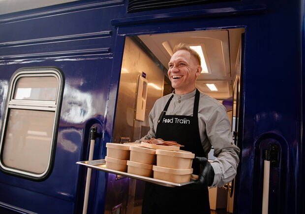 "Укрзалізниця" представила перший у світі поїзд-кухню Food Train – фото. 