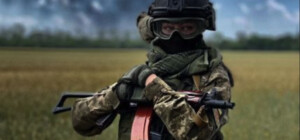 С 1 октября женщины-медики и фармацевты должны стать на военный учет: смогут ли они выехать за границу