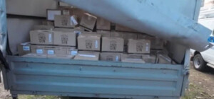 В Токмаке оккупанты забирают у людей алкоголь