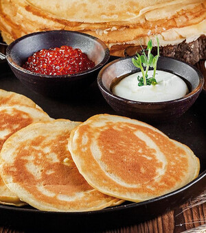 Масляна в розпалі: в яких закладах Одеси готують смачні млинці