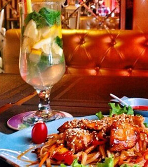 Почувствуй вкус Азии: где в Одессе можно попробовать блюда азиатской кухни