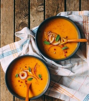 Пицца с овощами, крем-супы и кокосовое суфле: в каких заведениях Одессы готовят постные блюда