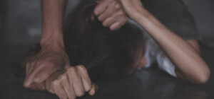 Куда обращаться, если пострадали от сексуального насилия во время вооруженного конфликта