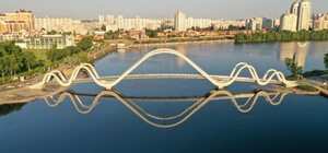 На новый мост-волну на Оболони были потрачены сотни миллионов бюджетных средств