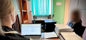 В Одессе будут судить женщину, совершившую надругательство над флажками погибшим Героям