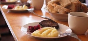 Питание учеников 1-4 классов в Харькове частично профинансирует ООН — горсовет