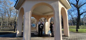 В Одессе снова работает бюветный комплекс в сквере Мечникова