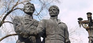 В Харькове до сих пор не снесли памятник дружбе русского и украинского народов: причины