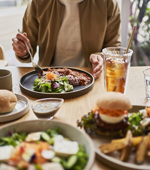 5 заведений в Запорожье, где можно вкусно поесть бизнес-ланч