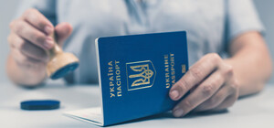 Верховная Рада запретила русский язык в записях паспортов-книжек
