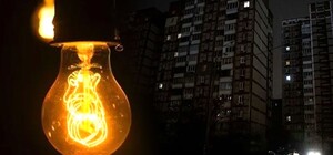 В Одесской области готовятся к возможным блекаутам: энергетики перевели бригады в режим повышенной готовности из-за шторма