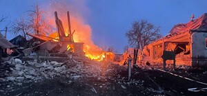 Есть погибшие и раненые: РФ ударила по селу под Харьковом