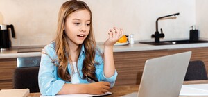 Через постійні тривоги: школи Одеси переходять на дистанційне навчання