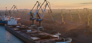 Россия ударила по порту: пожар и более 120 тысяч человек без света в Одесской области