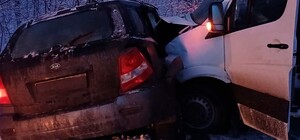 Під Харковом автобус потрапив у ДТП: пасажирів госпіталізували