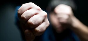 У центрі Харкова група молоді влаштувала самосуд над підлітком: поліція проводить перевірку