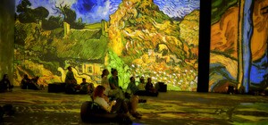 Путешествие во вселенную Ван Гога: в Киеве на ВДНГ открывается международная иммерсивная выставка