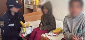 Жінка за 1 тисясу доларів віддала своїх дітей для жебракування на Львівщині 