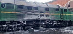 Окупанти обстріляли об'єкти залізниці у Харківській області