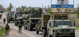 На Бердянський напрямок перекидають ракети та боєкомплект: зафіксували рух російської колони