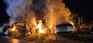 В Одеському районі після ДТП горіли автівки: загинула людина, є постраждалі