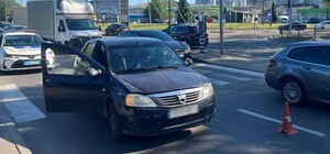 У Львові внаслідок наїзду автомобіля травмувалася жінка