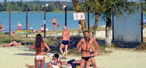 34 людини – у лікарні: Озеро Задорожнє на Львівщині закрили для купання 